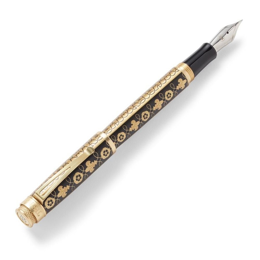 The Metropolitan Museum of Art Retro 1951 Tudor Armor Fountain Pen | Office