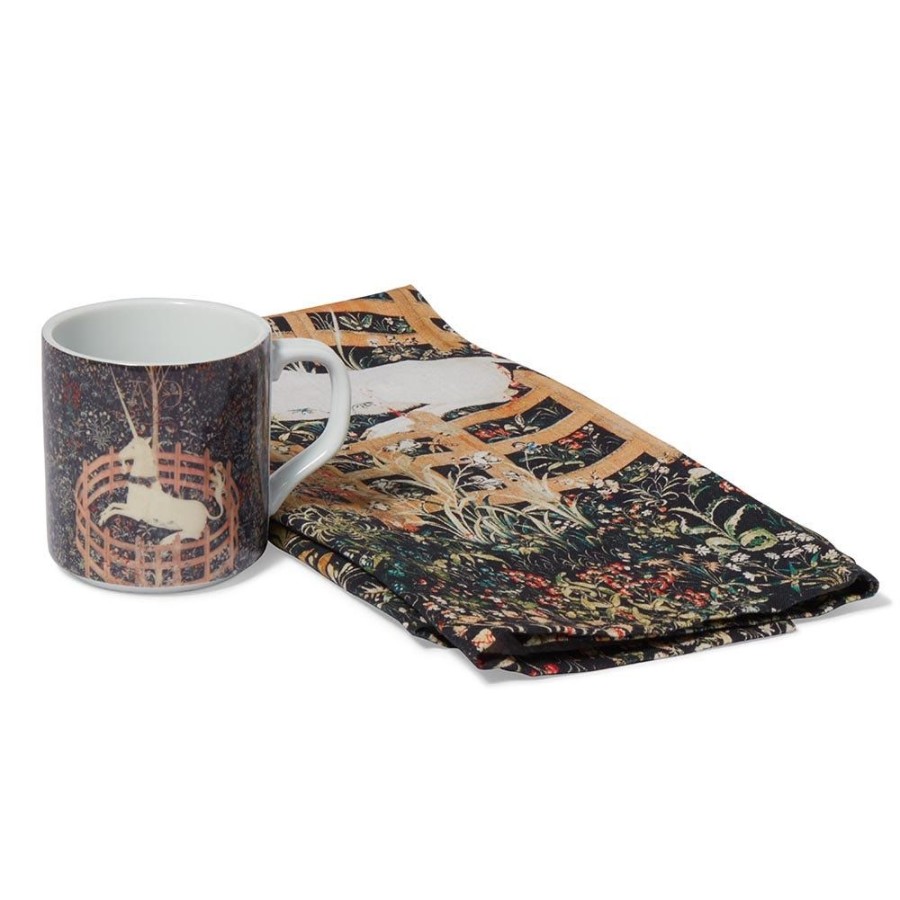 The Metropolitan Museum of Art Unicorn Mug And Tea Towel Set | Tableware