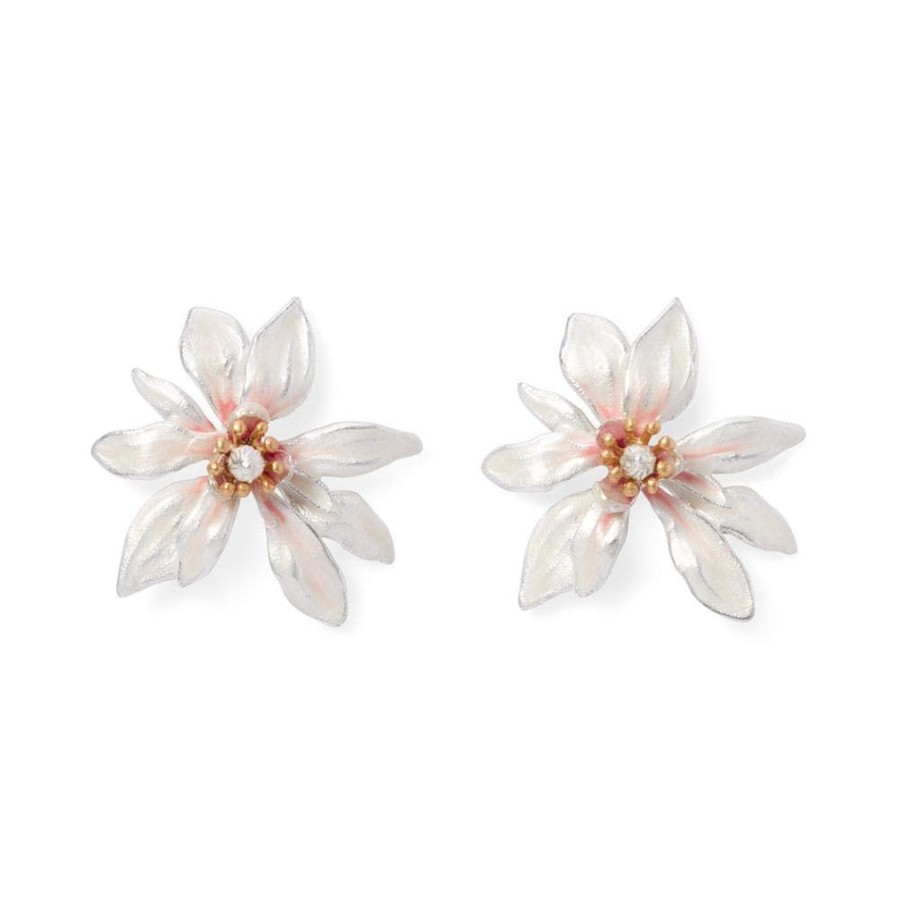 The Metropolitan Museum of Art Magnolia Stud Earrings | Earrings